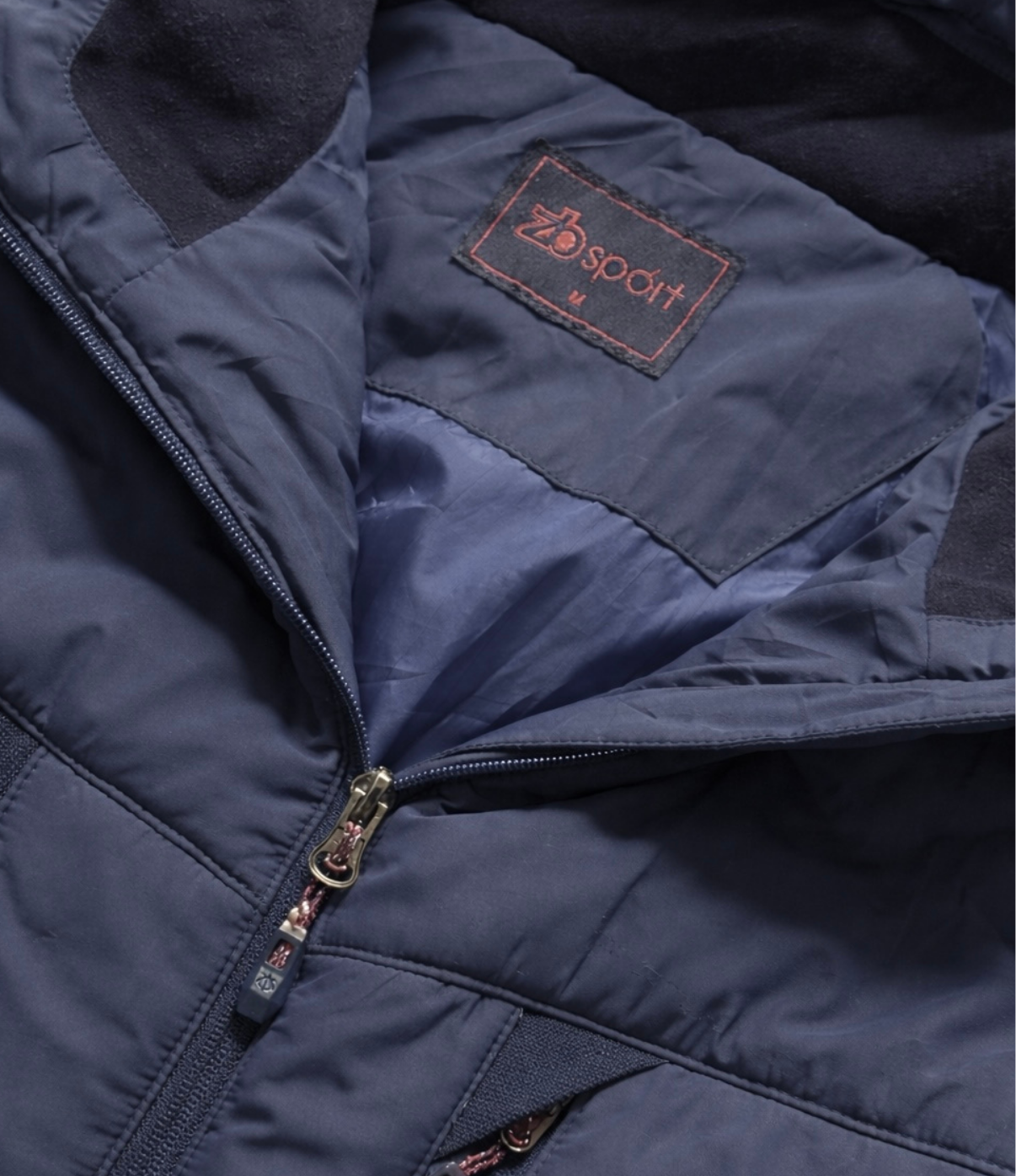 Classic Navy Puffer Jacket (M)