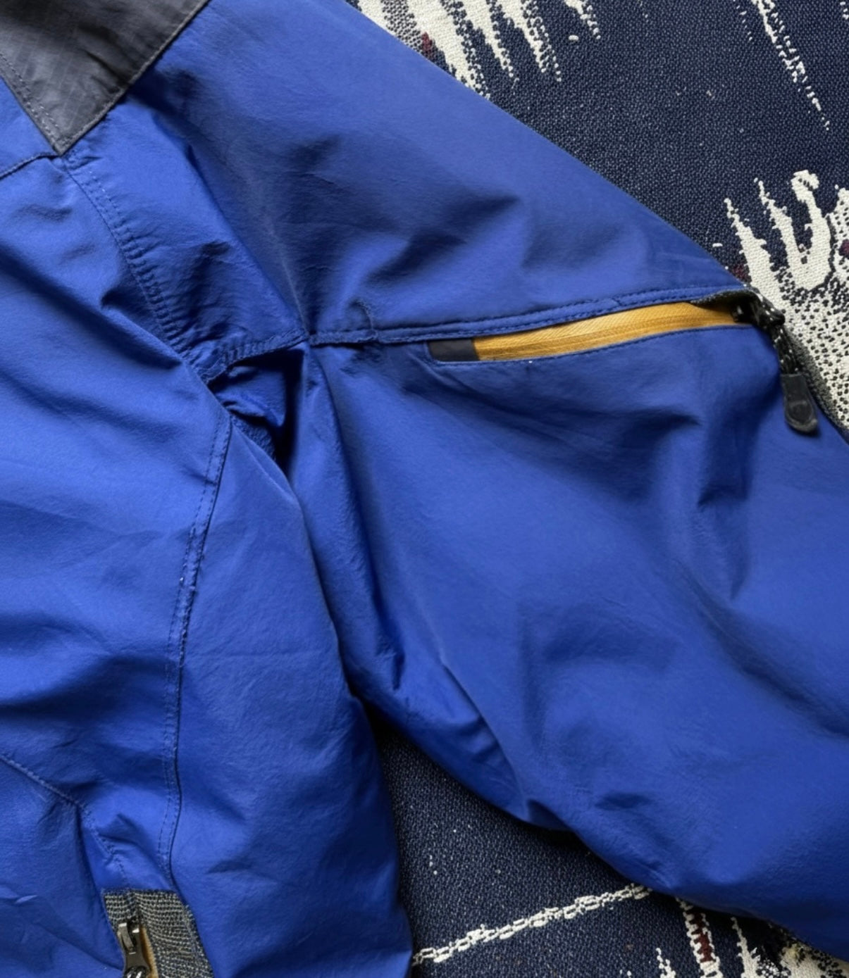 Summit Storm Jacket (L/XL)